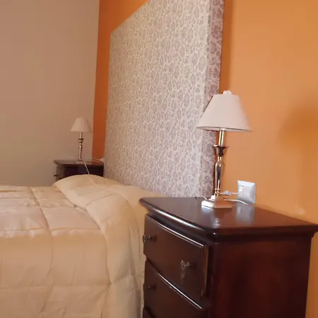 Al Porto Di Casa de hóspedes 4*